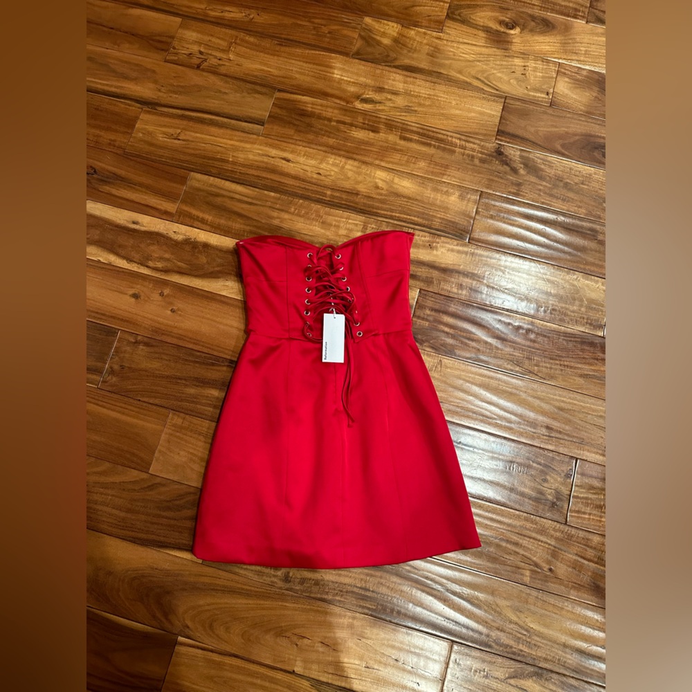 NWT Reformation - Strapless Red Pacie Satin Corset Dress - Size 2 - Picture 5 of 7
